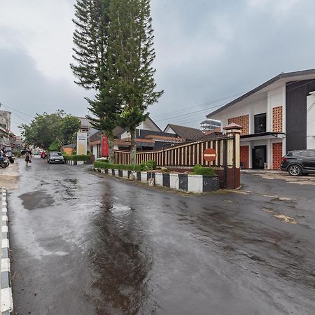 Reddoorz Near Taman Kota Lapang Merdeka Sukabumi Exteriör bild