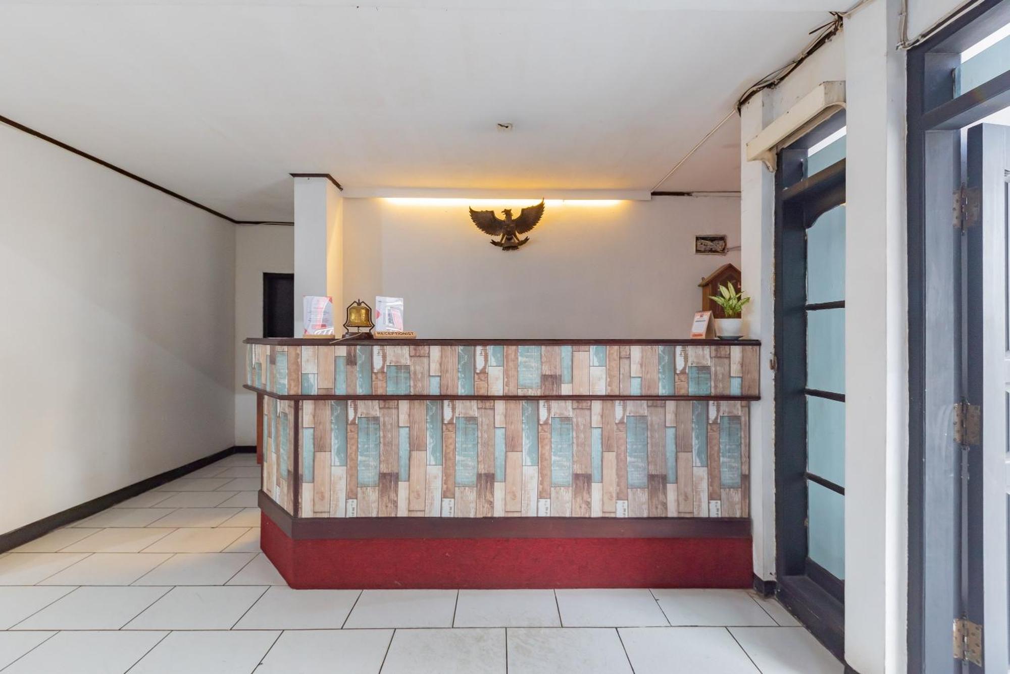 Reddoorz Near Taman Kota Lapang Merdeka Sukabumi Exteriör bild